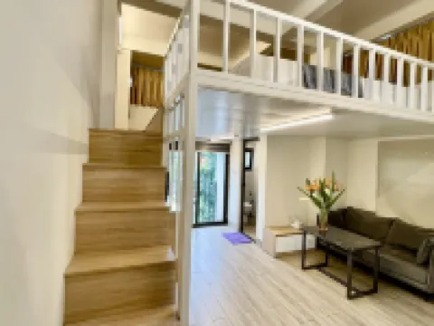 Era Apartment Nguyen Trai Hotels near Ga Nguyễn Trãi - Khuất Duy Tiến