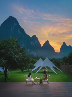 Yangshuo Vision Cloud Hotel Hotel in zona jiumahuashan