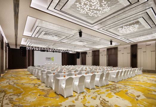 SUITES BY HILTON 외관