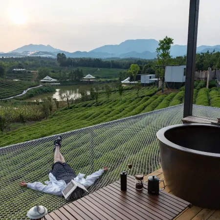 See Wild·YS Chongyang Glamping Retreat