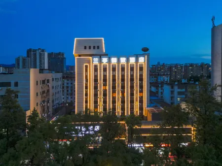 Lanting Lijing Hotel (Jiangnan Song City Cultural and Historical Tourism Area Branch) Отели рядом с достопримечательностью «The Ancient Bridge»