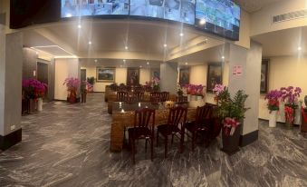 CHUANFU SHIMEN HOTEL