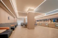 HanTing Hotel (Nanning Zoo Xiangsi Lake East Road)
