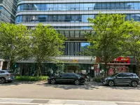 柏蔓輕奢設計公寓（東二環泰禾廣場竹嶼地鐵站店） - 酒店式公寓