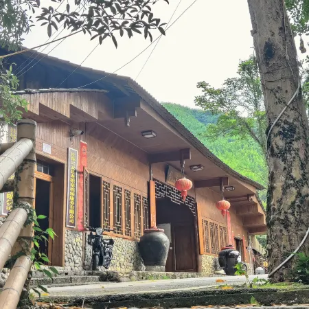 Xing'an Longtan Mountain Villa