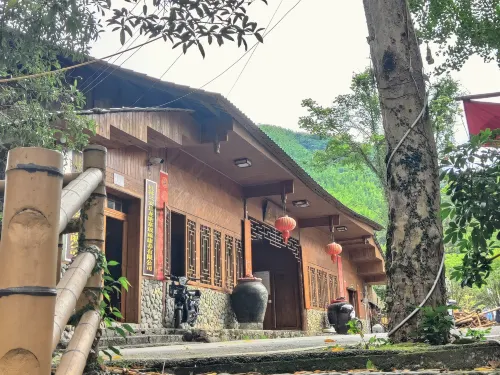 Xing'an Longtan Mountain Villa - Mountain view