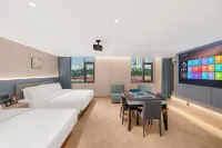 Qiqing Mercure Hotel (Rainbow Beach Branch) Hotels in Huandonghaiyu Scenic Area