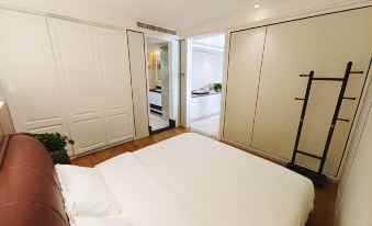 Golden Coast Seaview Pearl Hotel