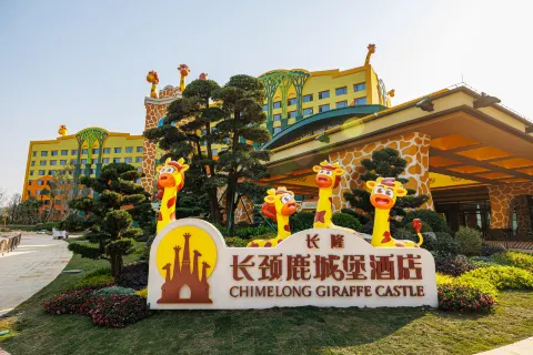 Chimelong Giraffe Castle