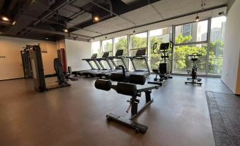 Shenzhen Yicheng Garden Hotel (UniWorld Mall Longhua Metro Station Branch)​