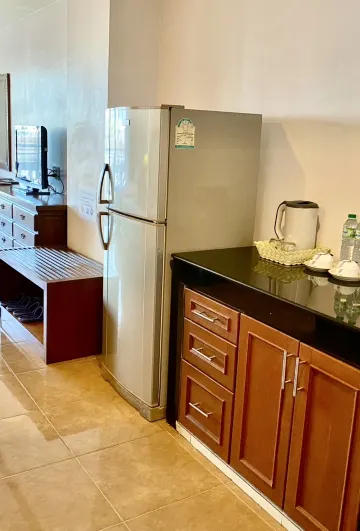 ห้องดีลักซ์ เตียงใหญ่ 1 เตียง