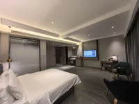 Homeinn Business (Gold Label) - Zoucheng Longgui Plaza Chengzhongcheng Pedestrian Street Store