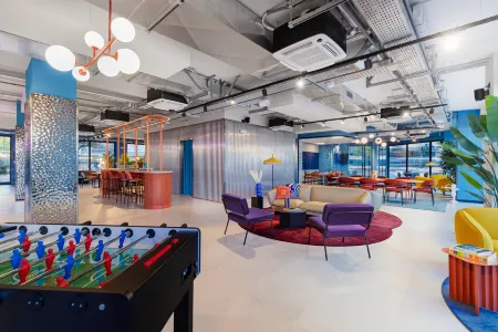 CX Naples Centrale Отели рядом с достопримечательностью «Via Caracciolo e Lungomare di Napoli»