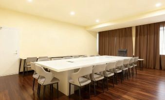 Yangtze Designer Hotel