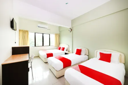 Hotel O Bahau Near Taisho Mountain Formerly Sri Mutiara Bahau Отели в г. Jempol