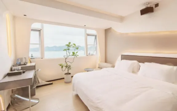 晟寓潮豐ホテル（海濱長廊） 石砲台公園周辺のホテル