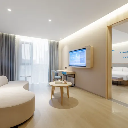 Home Inn Neo(Guang'an Yuechi High-Speed Railway Station Store)