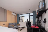 No. 33 E-Sports Hotel