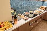 BasiliQ Hotel - breakfast