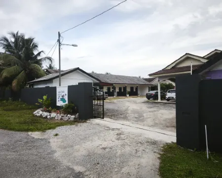 OYO 91244 Aufa Chalet Hotels in Kuala Nerus