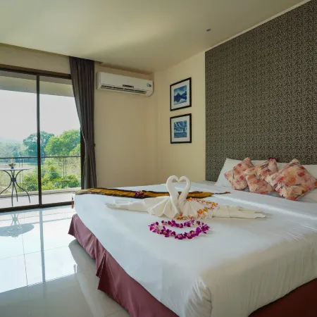 Hillside Country Home Golf and Resort