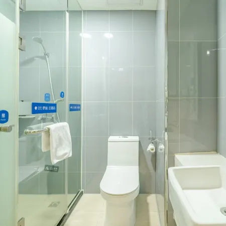 Homeinn Pebble Hotel (Xianghe Blue Harbor)
