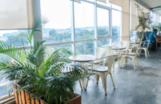 Front One Boutique Tugu Muda Semarang