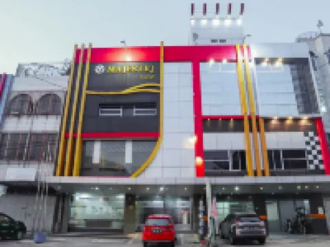 Tripletree Majestiq Hotel Hotels in Senapelan