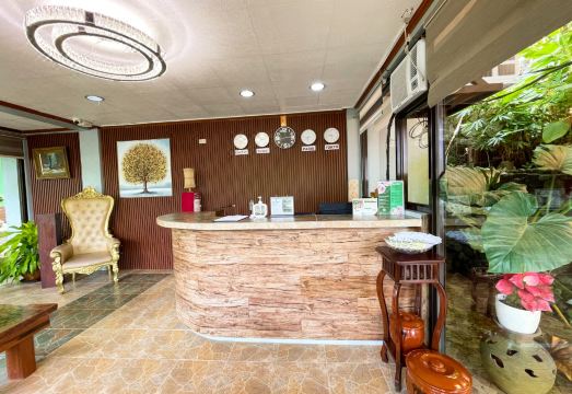 카마얀 사 팔라이스다안 호텔 외관