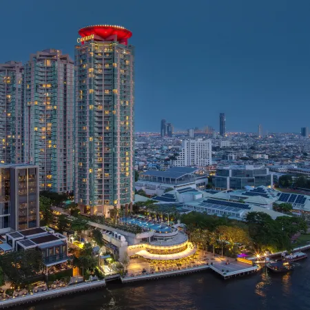 Chatrium Hotel Riverside Bangkok Отели рядом с достопримечательностью «Asiatique - Набережная»