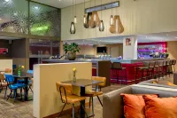 Mövenpick Hotel Amsterdam City Centre - Bar