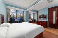 Jingyue E-sports Homestay (Xi'an Dianzi Zheng Street, Anhua Gate Metro Station) - Esports