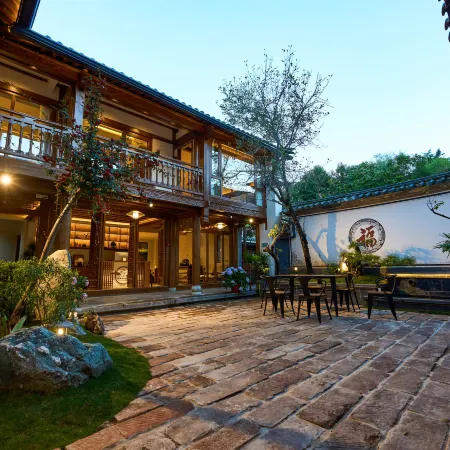 Lin Feng · Song-Style Aesthetic Courtyard Vacation Apartment (Shaxi Ancient Town Sideng Street)