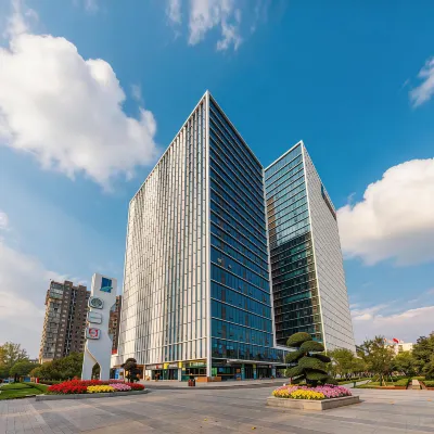 Lytown Hotel（Qingshan Campus of Wuhan University of Science and Technology） Hotels near Qingshan District