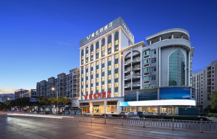 Vienna Classic Hotel (Jinjiang China Shoe Capital Wuyue Plaza)