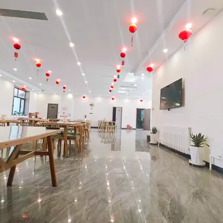HuLin Zhuo Yi Hotel