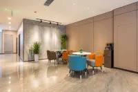 Rundong Hotel (Lanzhou Zhongchuan Airport Asia Pacific World Trade Center)