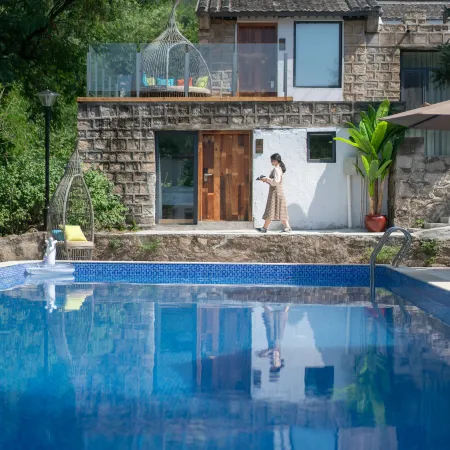 Mutianyu Great Wall Forest Pool Family Holiday Manor