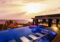 RIHGA Royal Resort Okinawa Chatan - 游泳池