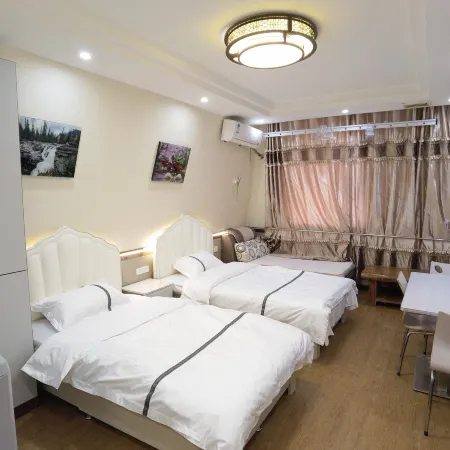 Aksu Left Bank Xiangdi Heshun Yaju Homestay