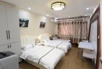 Aksu Left Bank Xiangdi Heshun Yaju Homestay