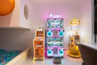 Tongyue Family Homestay with Pool Courtyard (Shanghai Jinshan North Station) - Taman Air