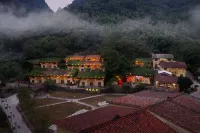 Cotton Tiankeng Hotel - Bintang 3