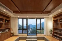 Yi Shuang Ren Hostel - Baarit