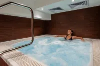Urban Hotel Aix-Les-Bains, Signature Collection - spa