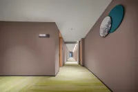 TRUE GO Hotel (Chengdu Taikoo Li Chunxi Road Subway Station) - parking