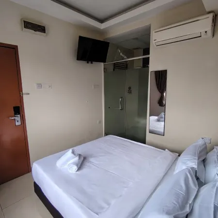Swing & Pillows - City Top Hotel Cheras, Kuala Lumpur