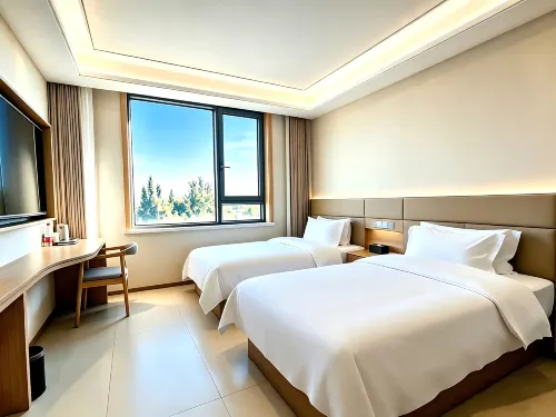 Yuelan Hotel (Yinchuan Zhenbeibao Western Movie City Seeing Helan Performing Arts Town) - WiFi