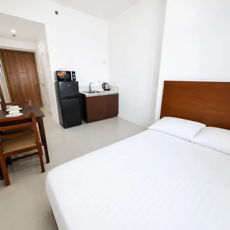 Grand Riviera Suites by RedDoorz