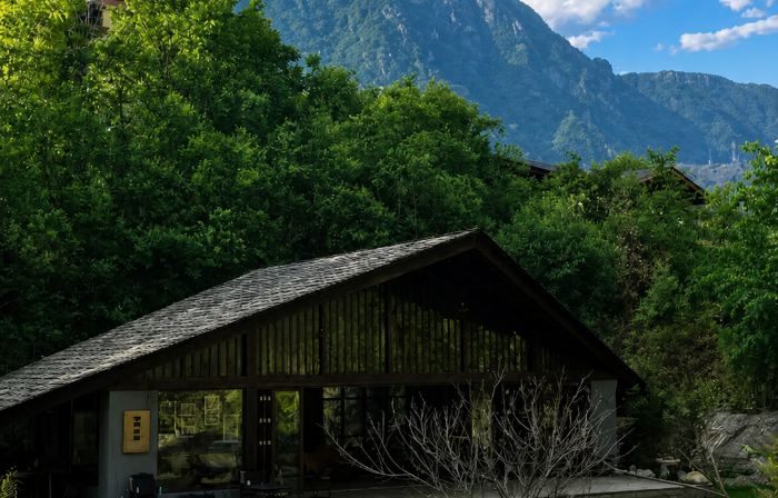 Fall in Love with Nujiang · Secret Bay Wellness Vacation Mountain Lodge (Nujiang Fugong)